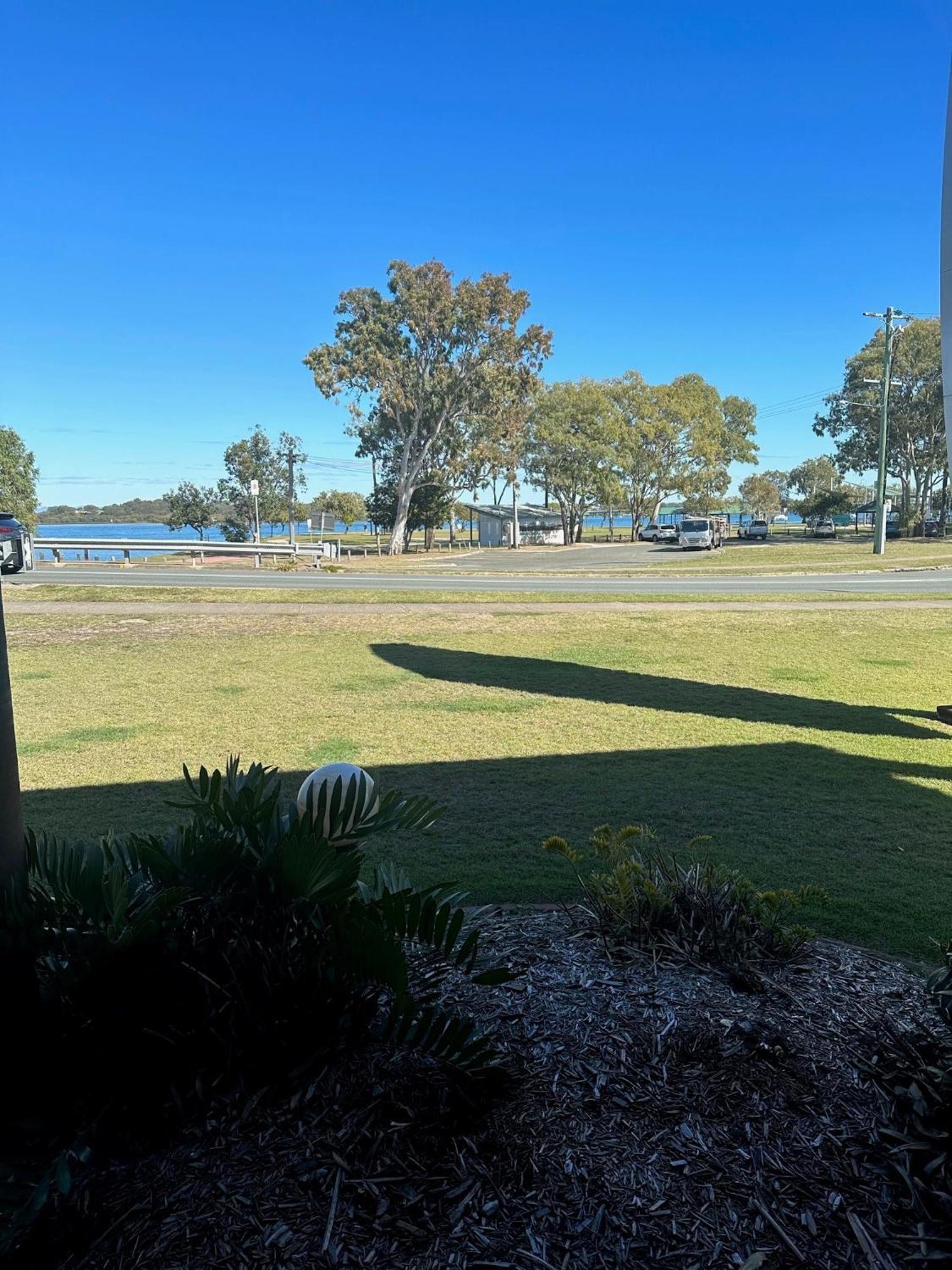 Bribie Waterways Motel Bongaree Exterior foto