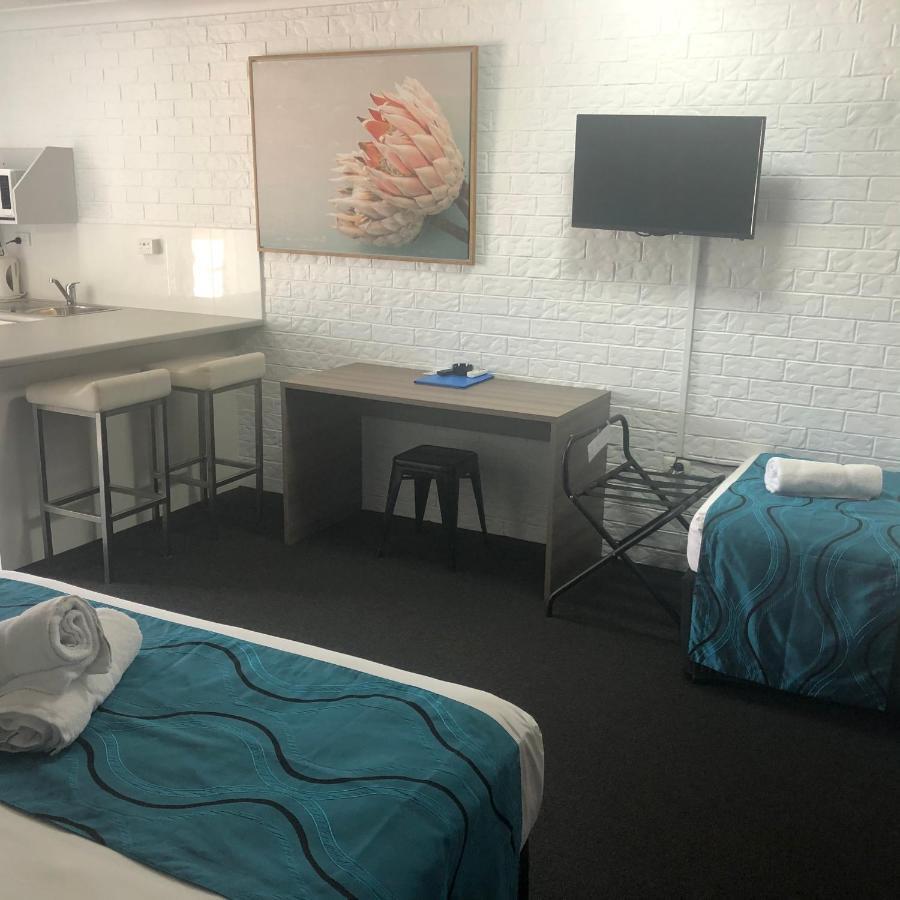 Bribie Waterways Motel Bongaree Exterior foto