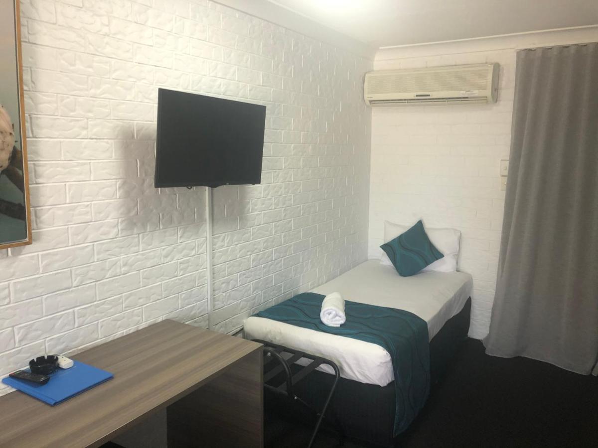 Bribie Waterways Motel Bongaree Exterior foto